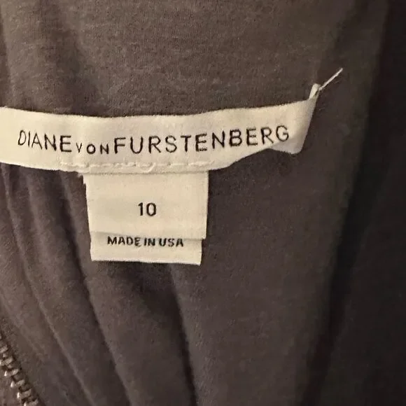 ☀️SALE☀️ Diane Von Furstenberg Zarita Grey Lace Back Zip Dress Size: 10 - Picture 5 of 9